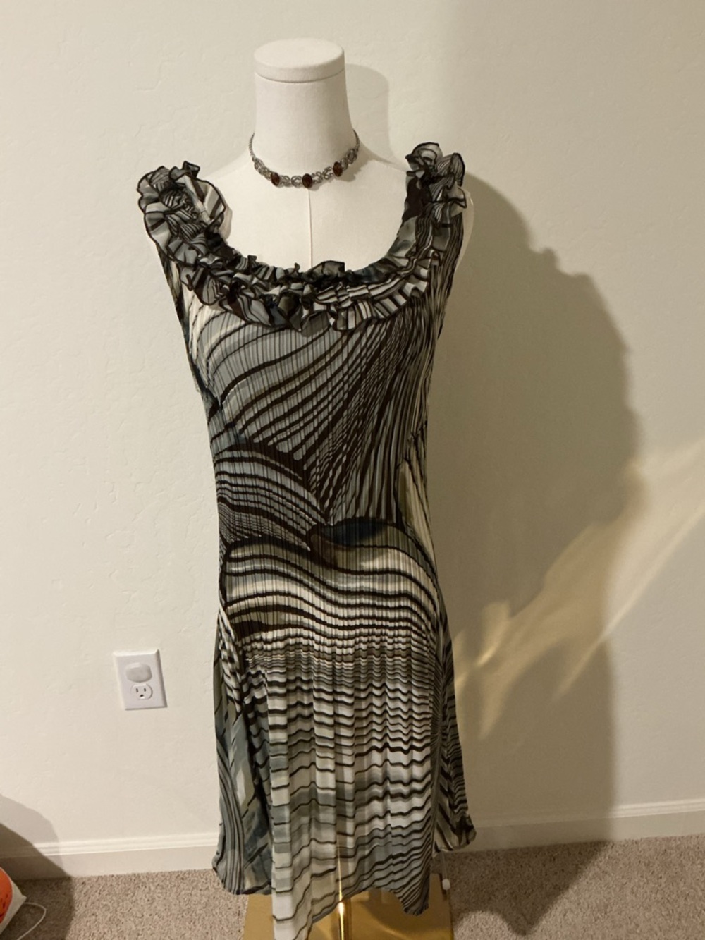 Amanda Lane brown and blue abstract print dress with ruffle neckline